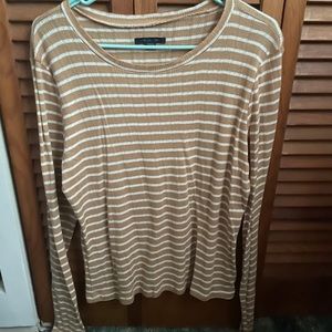 American eagle long sleeve.